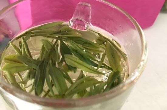 正常下一斤茶葉能喝多久，一個人一般一個月喝多少茶葉
