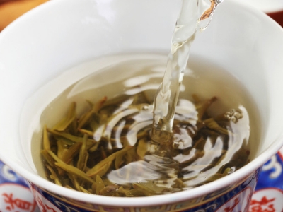 安吉白茶的功效與作用，簡(jiǎn)單概括安吉白茶功效