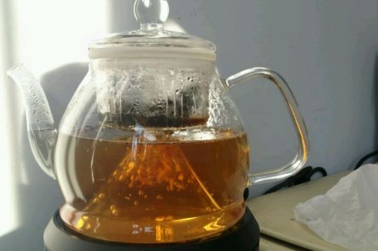 蒸茶和煮茶的區(qū)別，蒸茶和煮茶哪個(gè)好