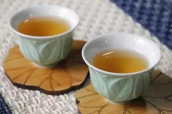 茶的三個(gè)禮儀，茶的禮儀小知識(shí)