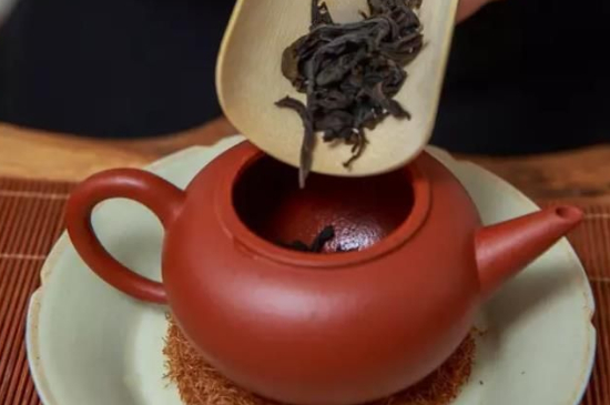 什么泥料的紫砂壺沖泡肉桂，武夷巖茶肉桂用哪種紫砂壺好？