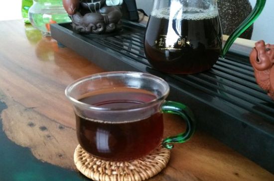 正常下一斤茶葉能喝多久，一個人一般一個月喝多少茶葉