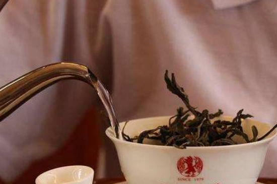 各類茶的注水方式，不同的茶泡茶時怎么注水