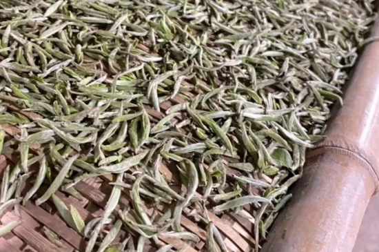 過(guò)期茶葉的八大妙用，過(guò)期的陳茶葉還能干什么用？