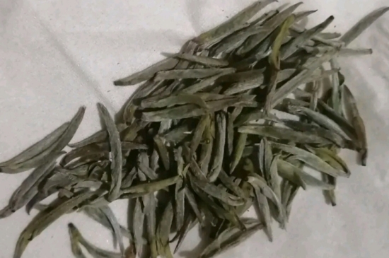 過(guò)期茶葉的八大妙用，過(guò)期的陳茶葉還能干什么用？