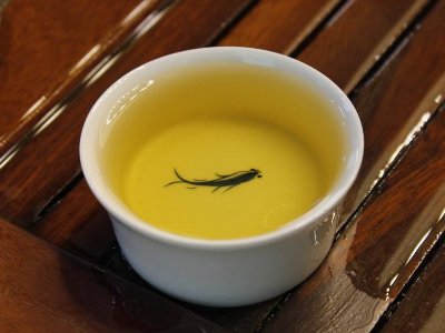 如何通過茶湯辨別好茶，<a href=http://www.syguzhi.com/fenlei/ target=_blank class=infotextkey>六大茶類</a>茶湯顏色標準