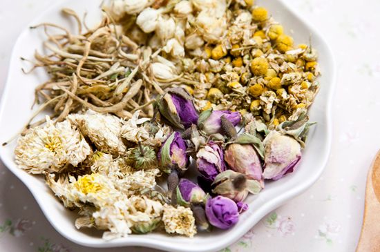 祛濕最有效的泡花茶，濕氣重適合泡什么花茶？
