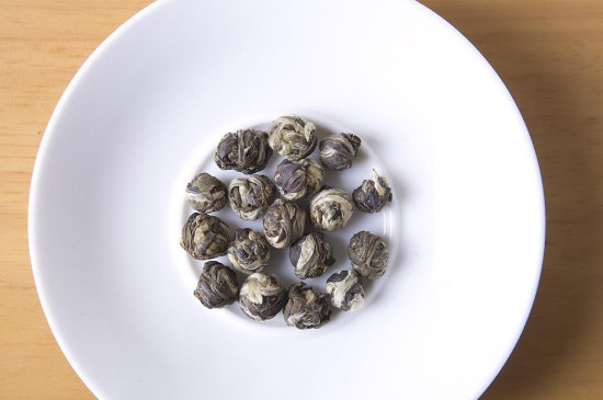茉莉龍珠茶男人能喝嗎，男性夏季可以喝龍珠茶嗎