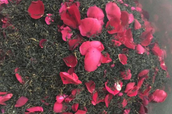 玫瑰花泡水喝的9大禁忌，喝玫瑰花茶有什么禁忌