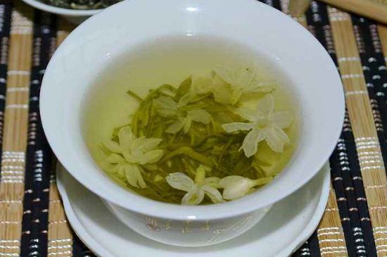 碧潭飄雪是什么檔次的茶，碧潭飄雪屬于什么檔次？