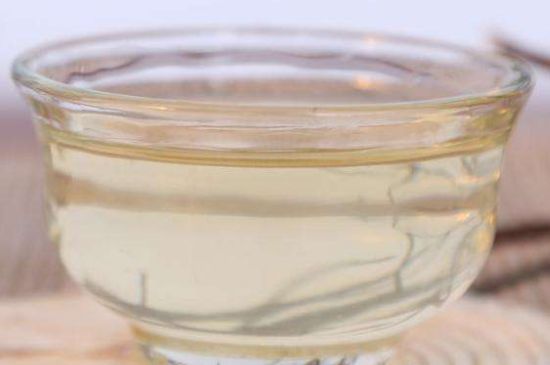 茉莉龍珠什么季節(jié)喝，夏天適合喝茉莉龍珠茶