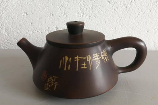 四大名陶哪個(gè)泡茶最好，中國(guó)四大名陶主要泡什么茶？