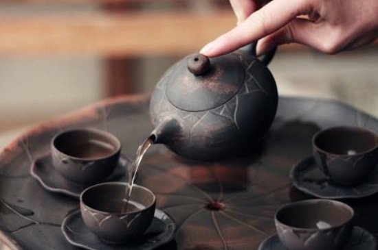 坭興陶主要泡什么茶，廣西坭興陶壺適合泡哪些茶？