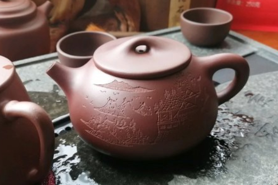 紫砂開壺和不開壺的區(qū)別，<a href=http://www.syguzhi.com/chaju/zisha/ target=_blank class=infotextkey>紫砂壺開壺</a>的正確方法及開壺建議