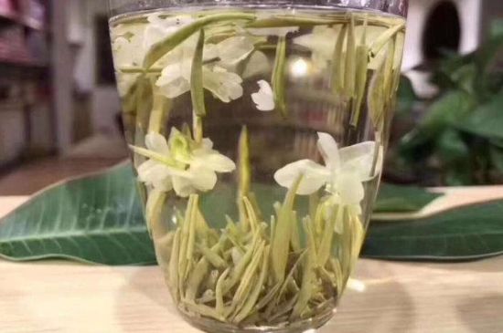 茉莉銀針屬于什么茶，茉莉銀針適合什么人喝？