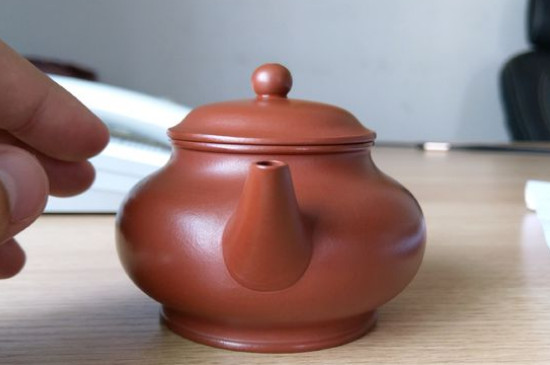 大紅袍和朱泥哪個好，為什么不能買大紅袍壺