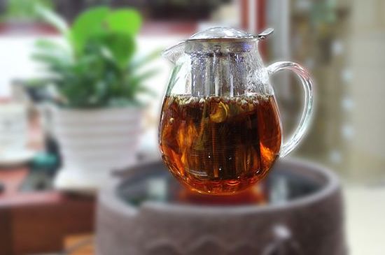 福鼎白茶要喝老的嗎，為什么喝白茶要喝老茶存新茶？