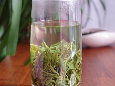 竹葉青和毛尖的區(qū)別，竹葉青和信陽(yáng)毛尖哪個(gè)好？