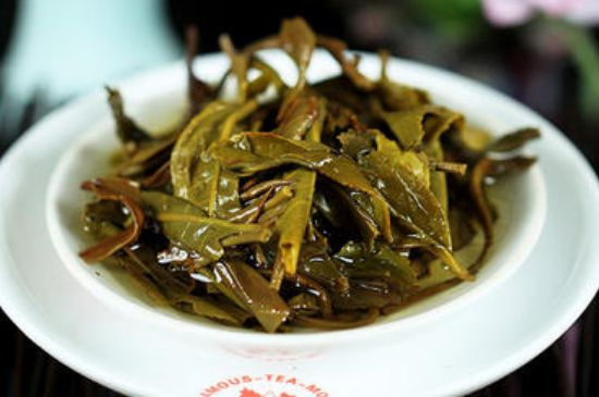 茯磚茶與普洱茶哪個(gè)好，茯茶和普洱茶口味區(qū)別