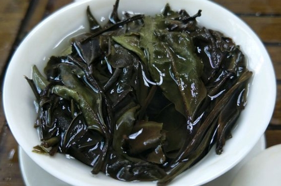 福鼎白茶貢眉和壽眉的區(qū)別，壽眉與貢眉有什么區(qū)別