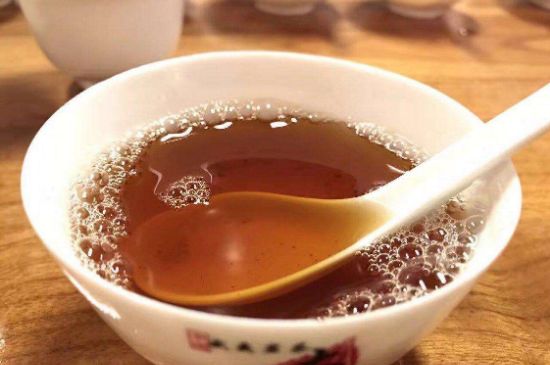 肉桂茶和大紅袍哪個貴，武夷山肉桂與大紅袍的價格比較