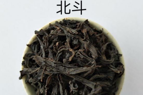 大紅袍四大品種有哪些，大紅袍的種類和著名品種特點(diǎn)介紹