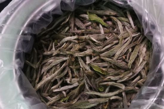 新白毫銀針和老白毫銀針的區(qū)別，新老白毫銀針的品質(zhì)特征
