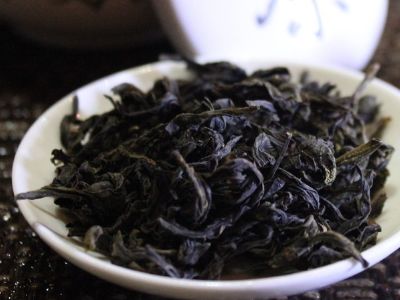大紅袍好還是白茶好，福鼎白茶和大紅袍哪個(gè)貴？